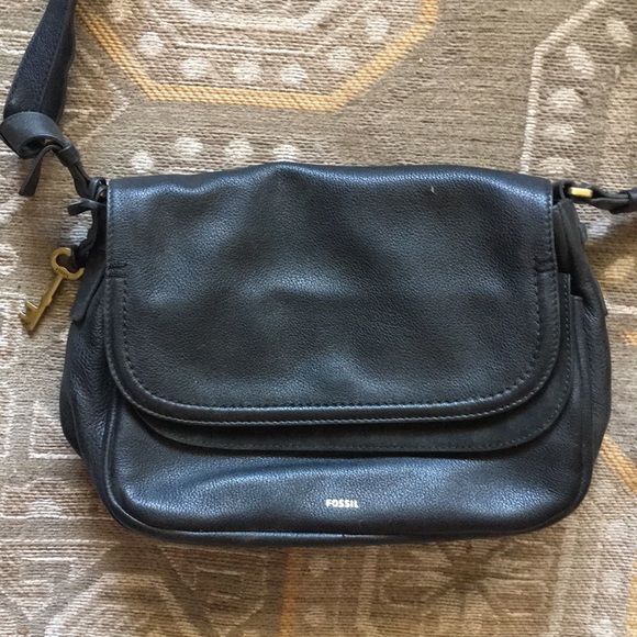 Fossil BLACK LEATHER PEYTON L DOUBLE FLAP CROSSBOD